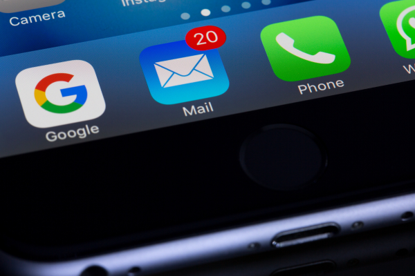 AI w wyszukiwarkach – e-mail marketing i zmiana strategii komunikacji